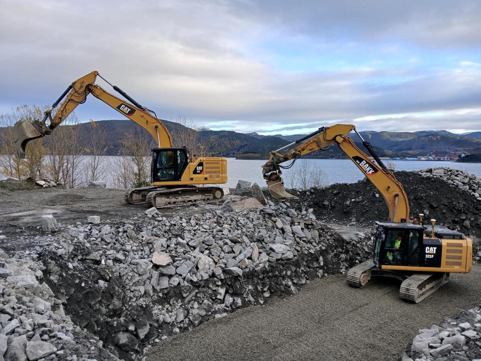 Gravemaskin i arbeid
